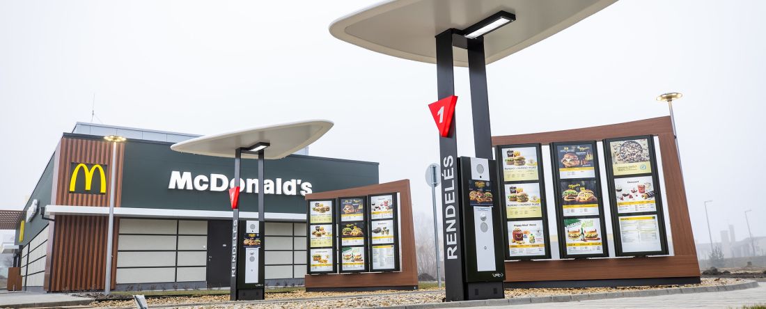 Aluland a McDonald’s-ban!-Saját McDonald’s-ot nyitott a magyar milliárdos, a hazai hálózat új tulajdonosa!